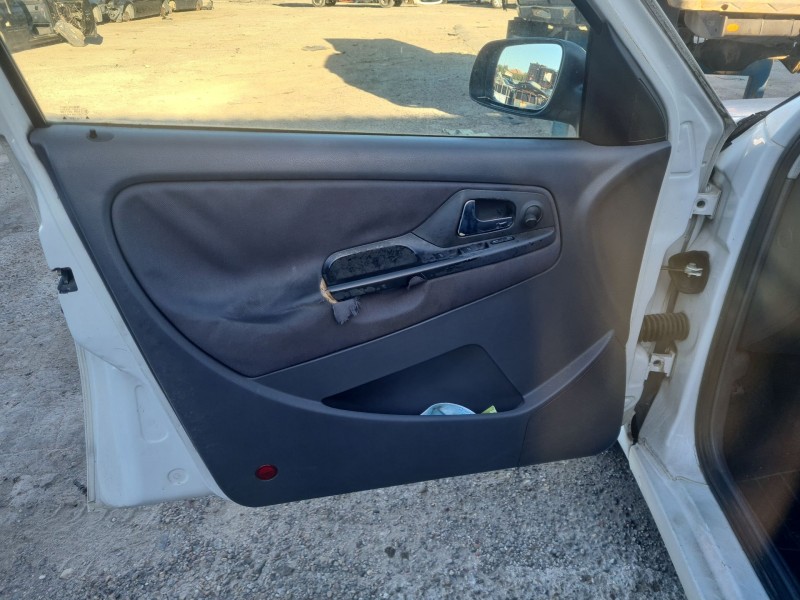 seat ibiza ii (6k1) del año 2001