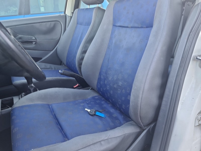 seat ibiza ii (6k1) del año 2001