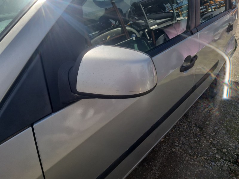 ford fiesta v (jh_, jd_) del año 2006