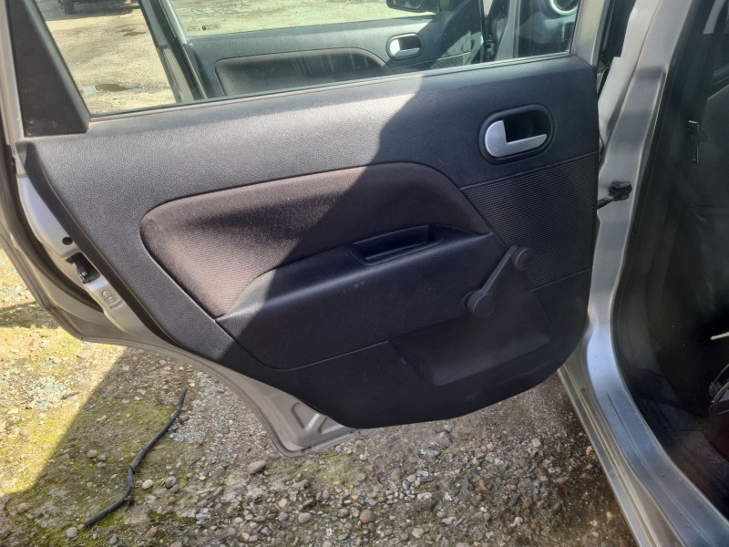 ford fiesta v (jh_, jd_) del año 2006