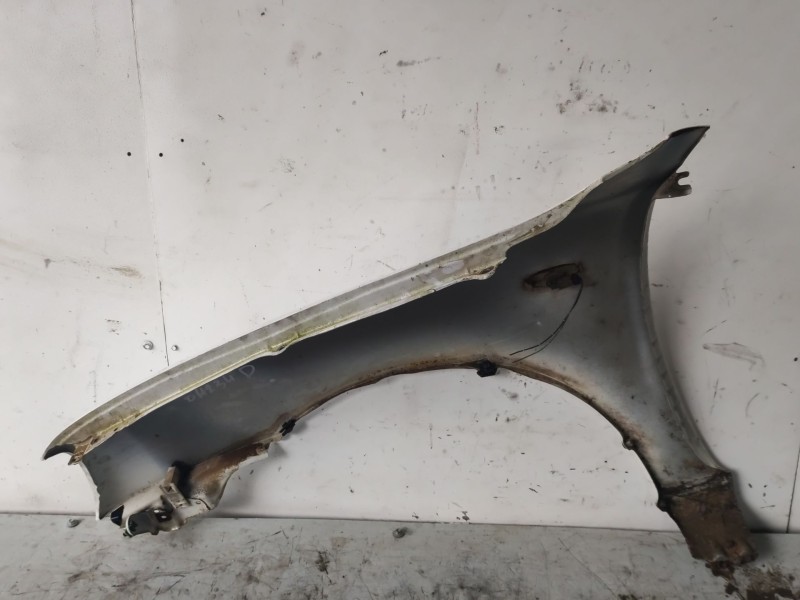 Recambio de aleta delantera derecha para nissan micra (k11) 1.0 16v cat referencia OEM IAM 6310073B30  