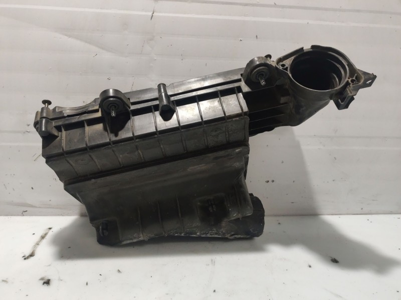 Recambio de caja filtro de aire para ford fiesta (cbk) referencia OEM IAM 9647737680  