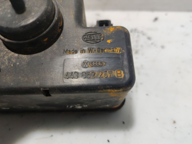 Recambio de centralita cierre para audi 100 berlina (443) referencia OEM IAM 443862257B  