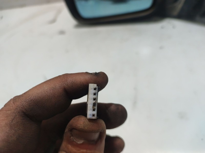 Recambio de retrovisor izquierdo para bmw serie 3 berlina (e46) referencia OEM IAM 51168245125  