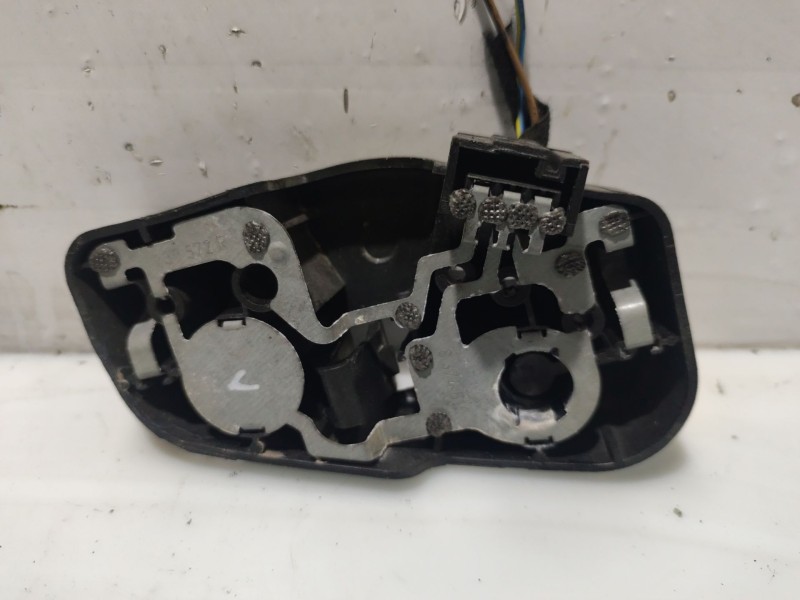 Recambio de portalamparas para bmw serie 3 berlina (e46) referencia OEM IAM 63217165955  