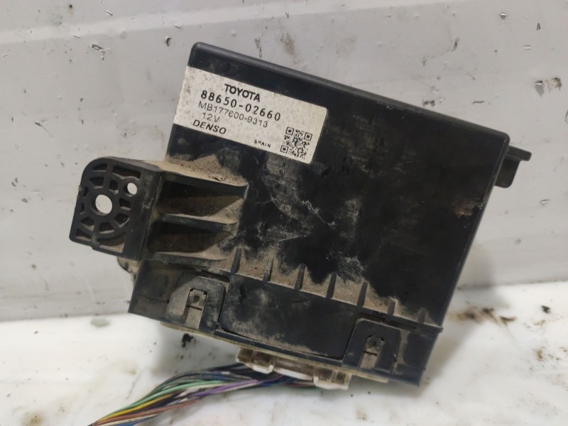 Recambio de modulo electronico para toyota auris (_e15_) 1.4 d-4d (nde150_) referencia OEM IAM 8865002660  MB1776009313