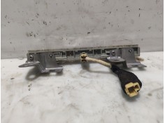 Recambio de luz central de freno para toyota auris (_e15_) 1.4 d-4d (nde150_) referencia OEM IAM 8100612010   2