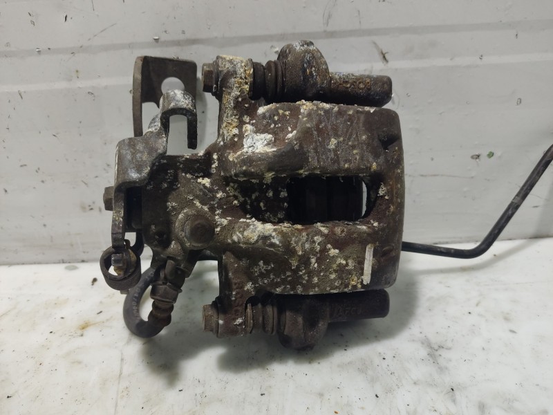 Recambio de pinza freno trasera izquierda para toyota auris (_e15_) 1.4 d-4d (nde150_) referencia OEM IAM 4775002341  