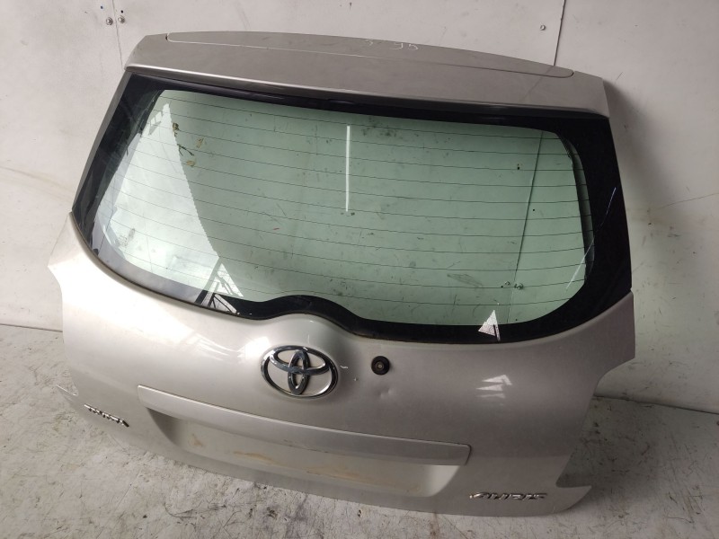 Recambio de porton trasero para toyota auris (_e15_) 1.4 d-4d (nde150_) referencia OEM IAM 6700502110  
