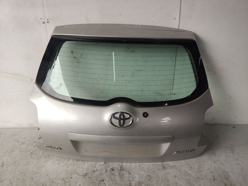 Recambio de porton trasero para toyota auris (_e15_) 1.4 d-4d (nde150_) referencia OEM IAM 6700502110  