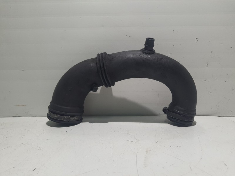 Recambio de tubo para nissan primastar autobús (x83) dci 100 referencia OEM IAM 82003969088  