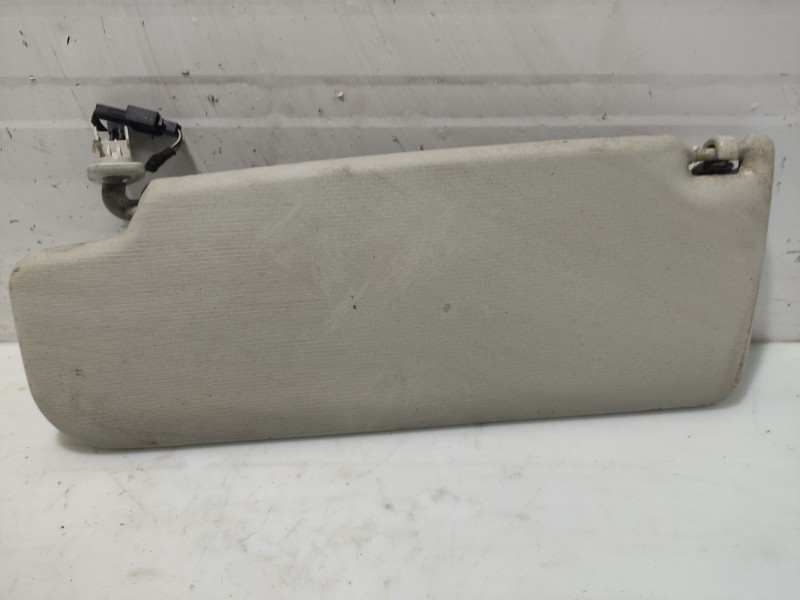 Recambio de parasol derecho para volkswagen golf iv berlina (1j1) referencia OEM IAM 3B0857552AK2F4  