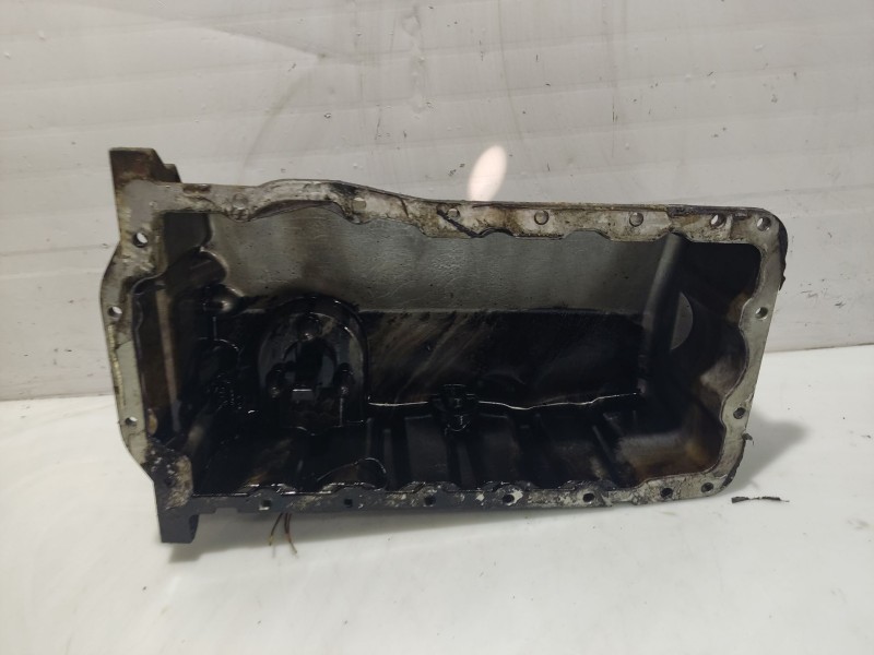 Recambio de carter para volkswagen golf iv berlina (1j1) referencia OEM IAM 030103603Q  