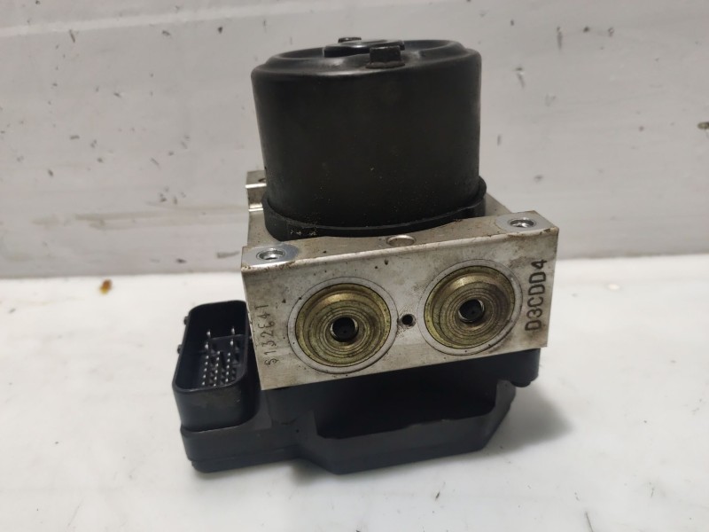 Recambio de abs para kia carnival ii referencia OEM IAM   