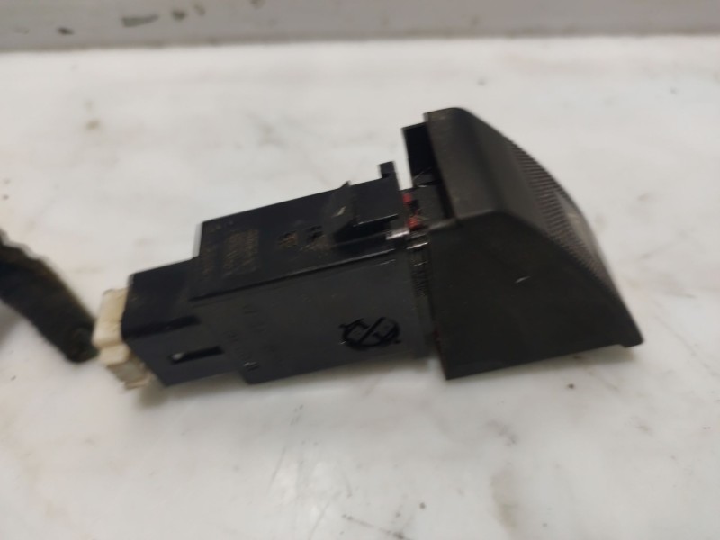 Recambio de warning para kia carnival ii referencia OEM IAM   