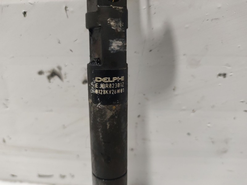 Recambio de inyector para kia carnival ii referencia OEM IAM 338014X500  