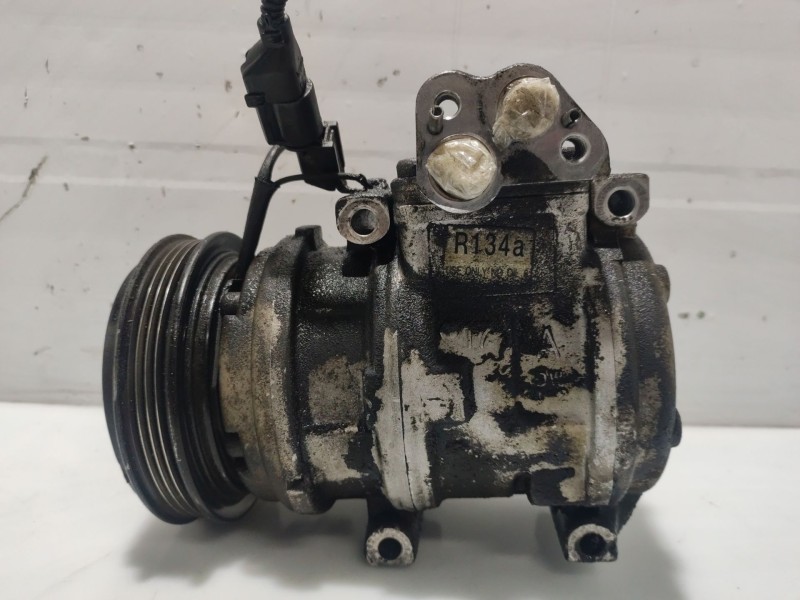 Recambio de compresor aire acondicionado para kia carnival ii referencia OEM IAM 0K56E61450 CAC78000GS CAC78000AS