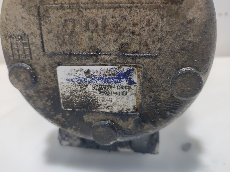 Recambio de compresor aire acondicionado para kia carnival ii referencia OEM IAM 0K56E61450 CAC78000GS CAC78000AS