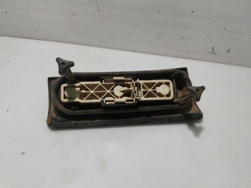 Recambio de piloto trasero derecho para renault express referencia OEM IAM 7701031916 7701031918 