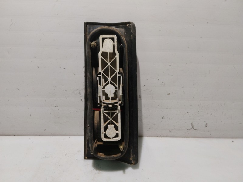 Recambio de piloto trasero izquierdo para renault express referencia OEM IAM 7701031915 7701031917 