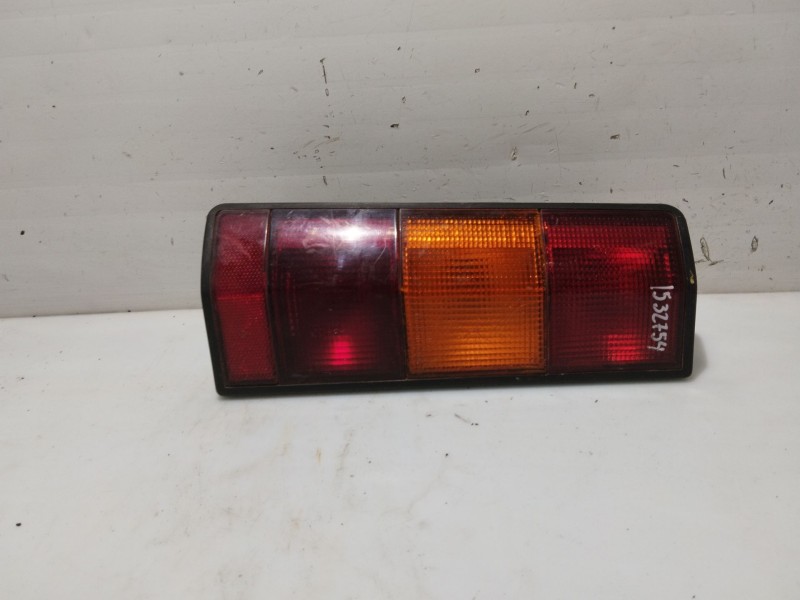 Recambio de piloto trasero izquierdo para renault express referencia OEM IAM 7701031915 7701031917 