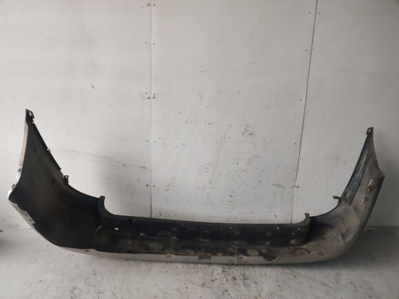 Recambio de paragolpes trasero para kia carnival ii referencia OEM IAM 0K55350221CXX  