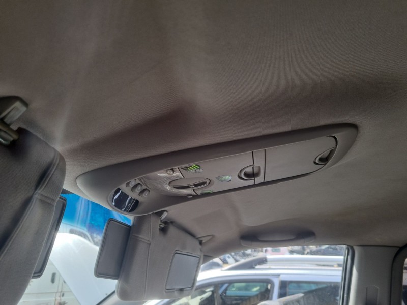 kia carnival ii (gq) del año 2005