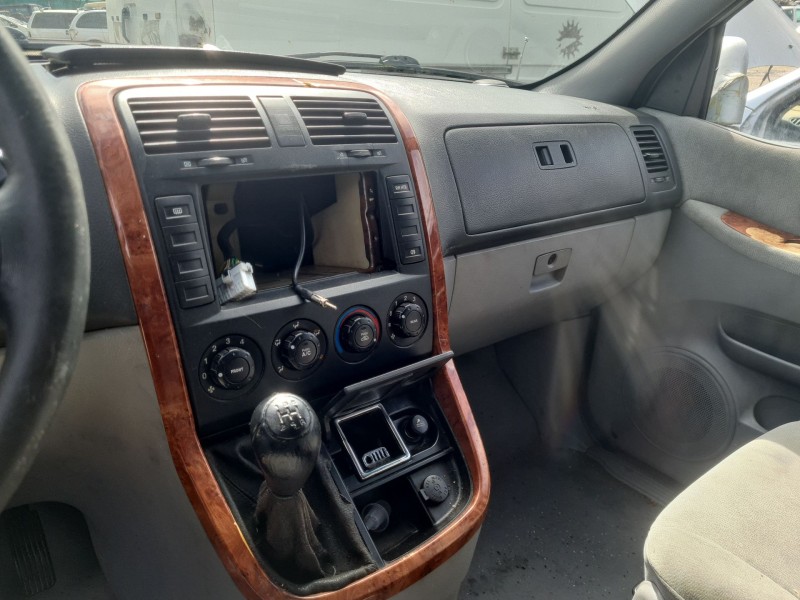 kia carnival ii (gq) del año 2005