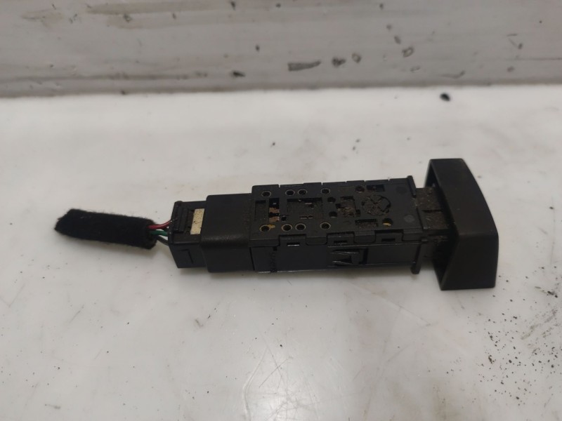 Recambio de interruptor para kia carnival ii referencia OEM IAM 50929H  