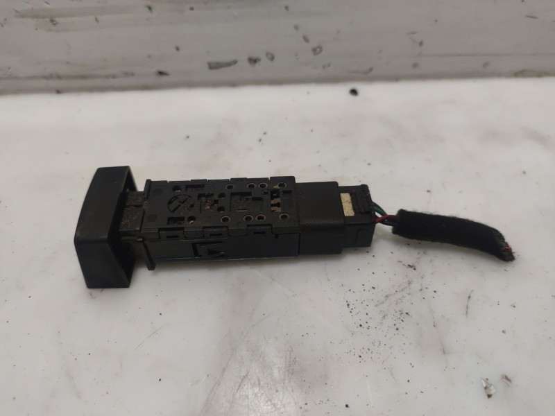 Recambio de interruptor para kia carnival ii referencia OEM IAM 50929H  