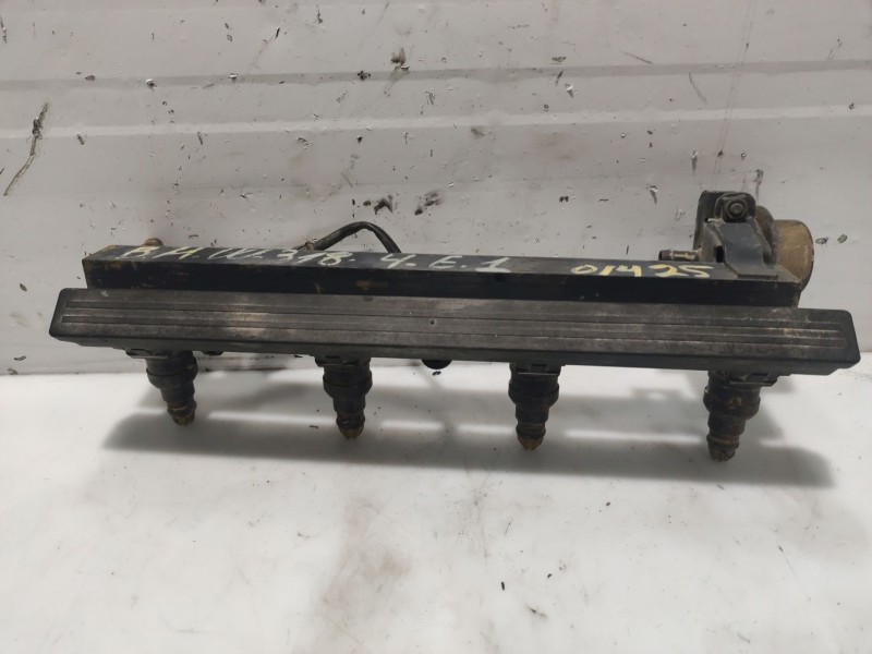 Recambio de rampa inyectora para bmw serie 3 berlina (e36) 318i referencia OEM IAM   