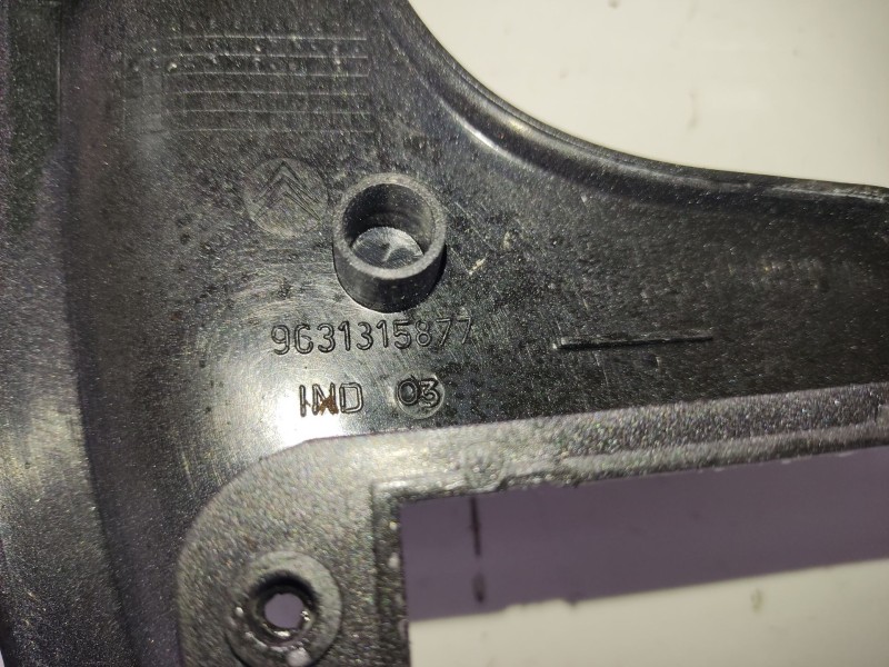 Recambio de moldura para citroën xsara picasso (n68) 1.6 hdi referencia OEM IAM 9631315877  