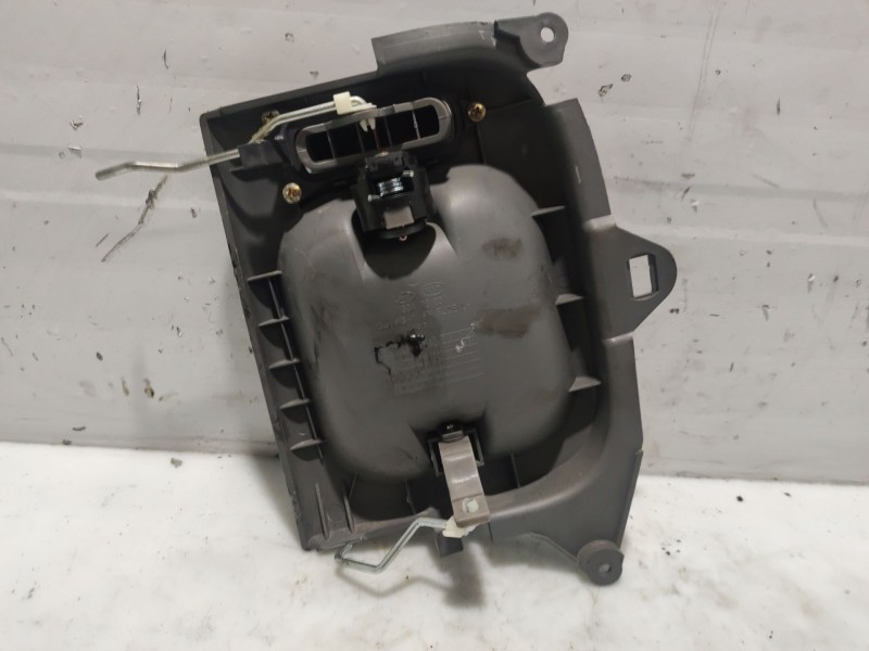 Recambio de maneta interior trasera izquierda para kia carnival ii referencia OEM IAM K53A73330  