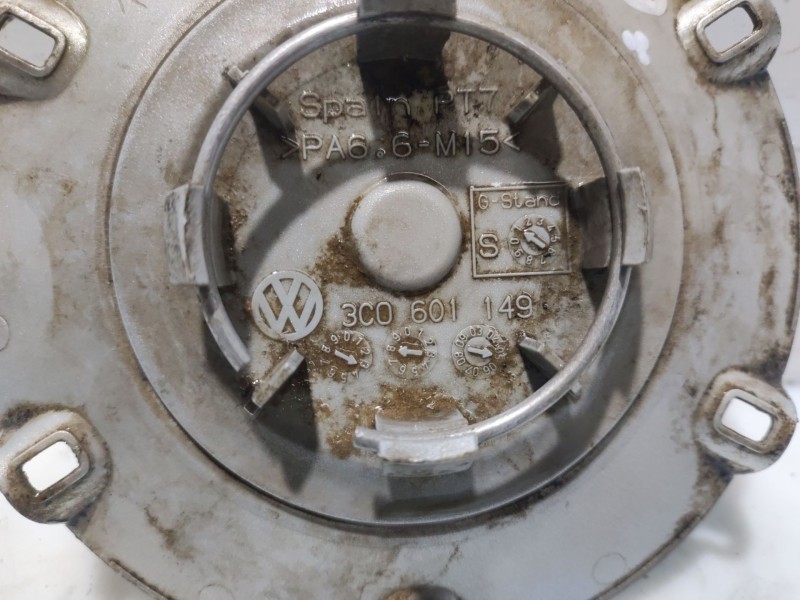 Recambio de tapacubos para volkswagen passat berlina (3c2) highline referencia OEM IAM 3C0601149  