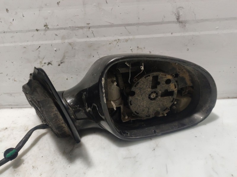 Recambio de retrovisor derecho para volkswagen passat berlina (3c2) highline referencia OEM IAM   