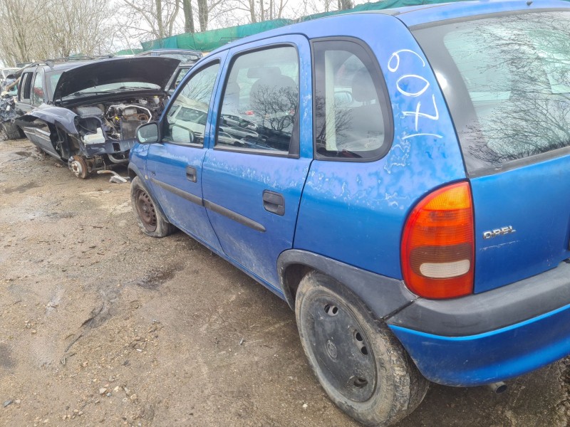 opel corsa b (s93) del año 1998