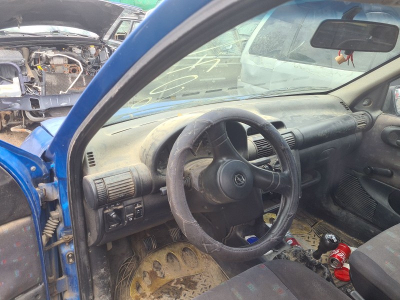 opel corsa b (s93) del año 1998