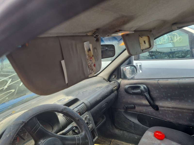 opel corsa b (s93) del año 1998