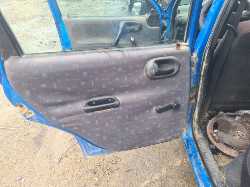 opel corsa b (s93) del año 1998