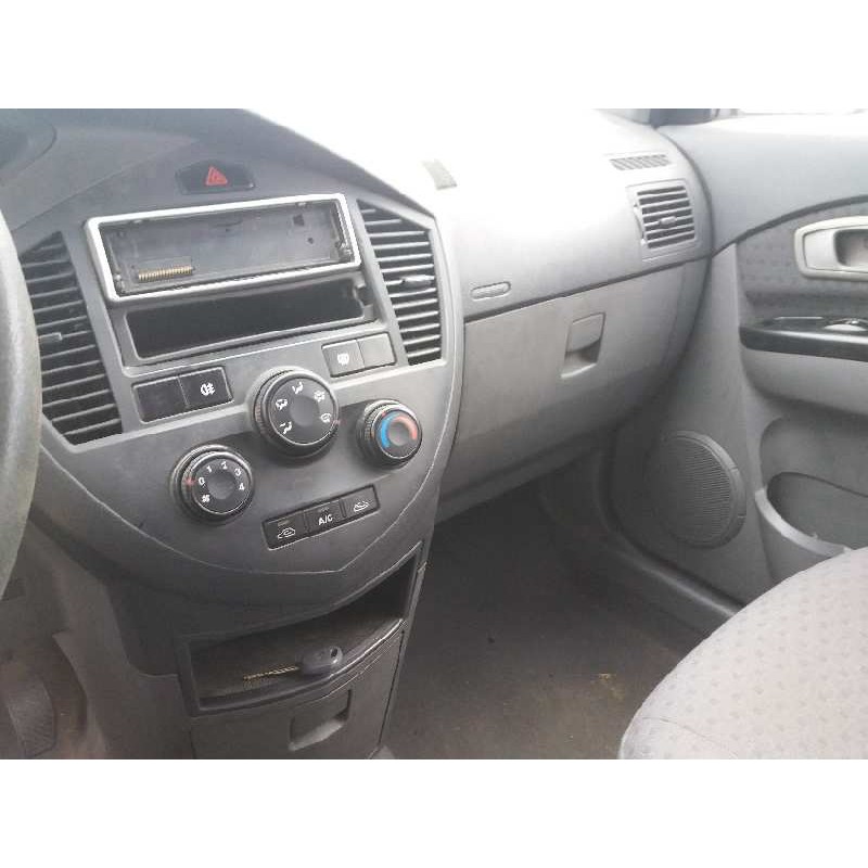 kia carens 2.0 turbodiesel cat   |   0.02 - 0.06 | 2002 - 2006 | 113 cv / 83 kw del año 2002