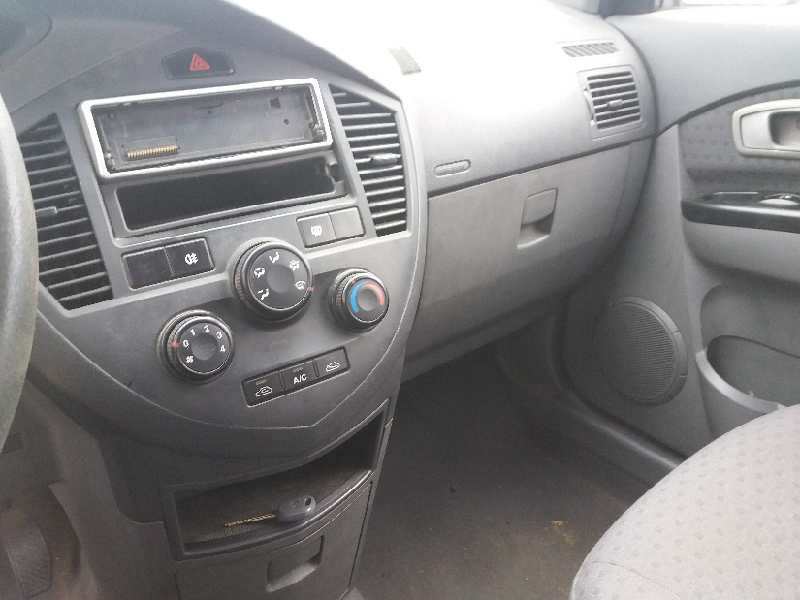 kia carens 2.0 turbodiesel cat   |   0.02 - 0.06 | 2002 - 2006 | 113 cv / 83 kw del año 2002