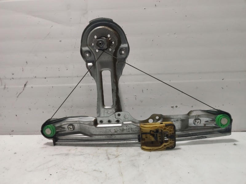 Recambio de elevalunas trasero izquierdo para ford focus iii 1.6 ti referencia OEM IAM BM51A27001AA  