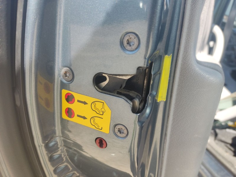 Recambio de cerradura puerta trasera izquierda para citroën xsara picasso (n68) 1.6 hdi referencia OEM IAM 913778  