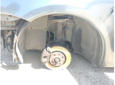 Recambio de paso de rueda delantero izquierdo para citroën xsara picasso (n68) 1.6 hdi referencia OEM IAM 7136K5 7136Z0 