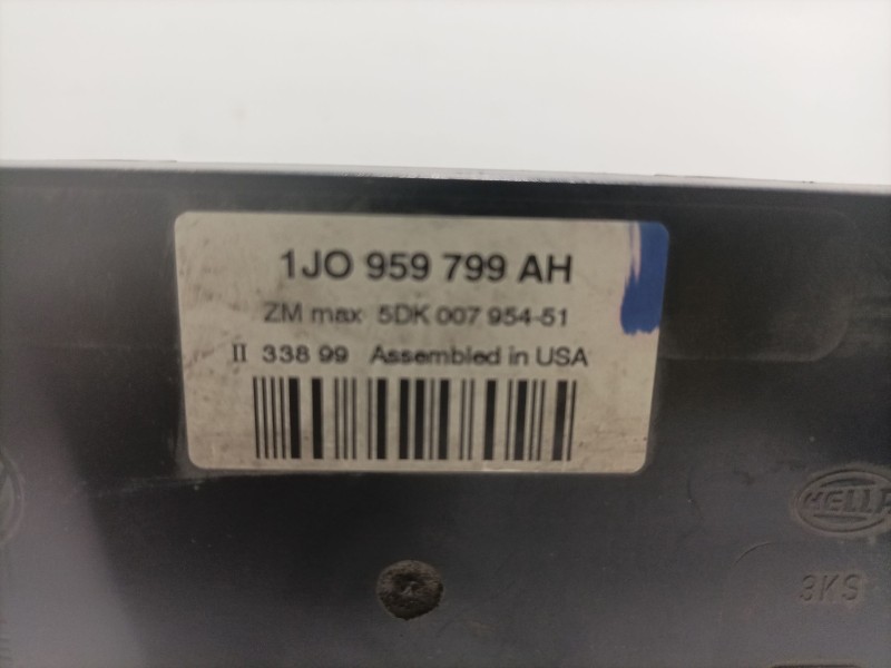 Recambio de modulo electronico para volkswagen golf iv berlina (1j1) referencia OEM IAM   