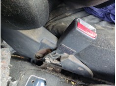 Recambio de anclaje cinturon delantero izquierdo para toyota corolla (_e12_) 2.0 d-4d (cde120r_, cde120l_) referencia OEM IAM 73
