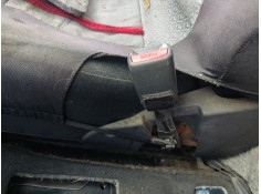 Recambio de anclaje cinturon delantero derecho para toyota corolla (_e12_) 2.0 d-4d (cde120r_, cde120l_) referencia OEM IAM 7323