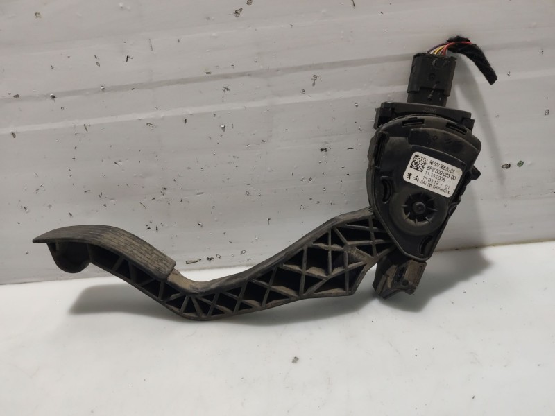 Recambio de pedal acelerador para peugeot 207/207+ (wa_, wc_) 1.4 referencia OEM IAM 1601T5  