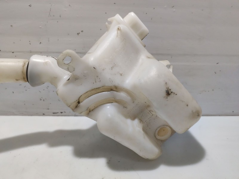 Recambio de deposito limpia para peugeot 207/207+ (wa_, wc_) 1.4 referencia OEM IAM 6431F3  