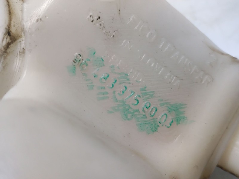 Recambio de deposito limpia para peugeot 207/207+ (wa_, wc_) 1.4 referencia OEM IAM 6431F3  